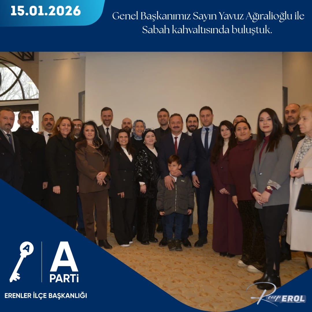 Genel Başkanımızın ilimizi ziyareti münasebetiyle Erenler İlçe Teşkilatı olarak katılım sağladığımız kahvaltıdan ileride şeref ve gururla hatırlayacağımız bir kare… #anahtarparti #YavuzAğıralioğlu #hakanyazctr #receperol54