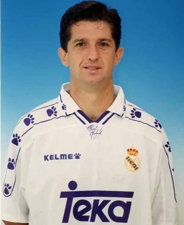 TuP3rsona's tweet photo. 🤍💜🤍💜🤍💜🤍💜🤍💜🤍
#LunesDeOjos
#Madridista 1983-1998
#Chendo
#MiguelPorlanNoguera
7 Ligas
2 Copas del Rey
5 Supercopas de España
1 Copa de la Liga
2 Copas de la UEFA
1 Copa de Europa (Champions League) https://t.co/I32lWYs4CW