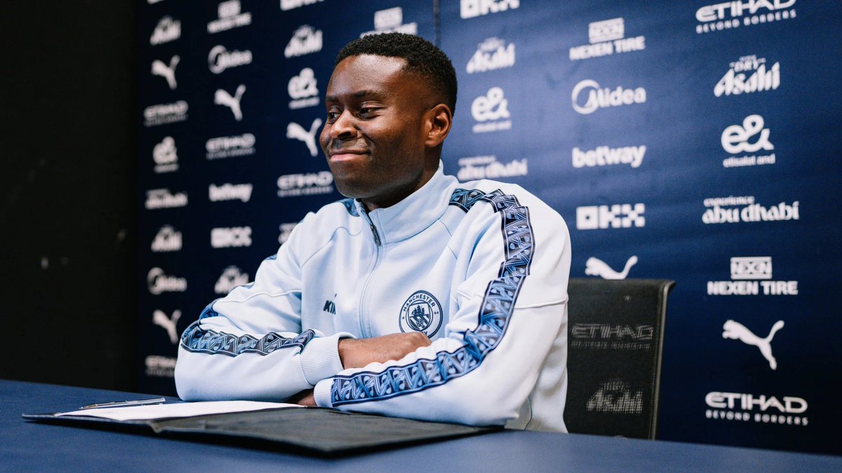 🗣️ Hugo Viana on Marc Guehi. "It is clear Marc has been one of the best defenders in English football for quite some time now, so we are absolutely delighted to bring