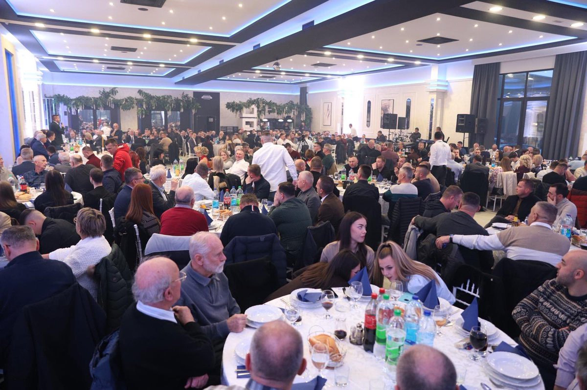 Tрадиционално, на данашњи дан у Бијељини обиљежавамо Богојављење, крсну славу Градског одбора Партије демократског прогреса Бијељина заједно са нашим оснивачима, члановима и пријатељима. 

Oво је значајан датум за Градски одбор ПДП Бијељина којим већ 26 година чувамо традицију