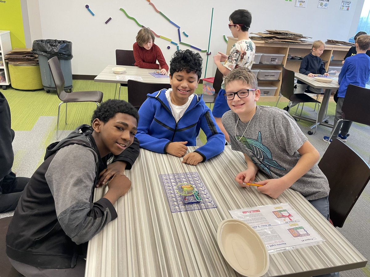 Longfellow Elementary School tweet media