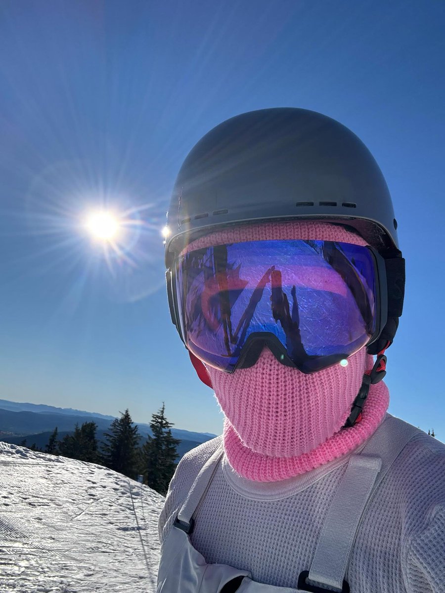 caleb went skiing with jamie oh my heart 😭