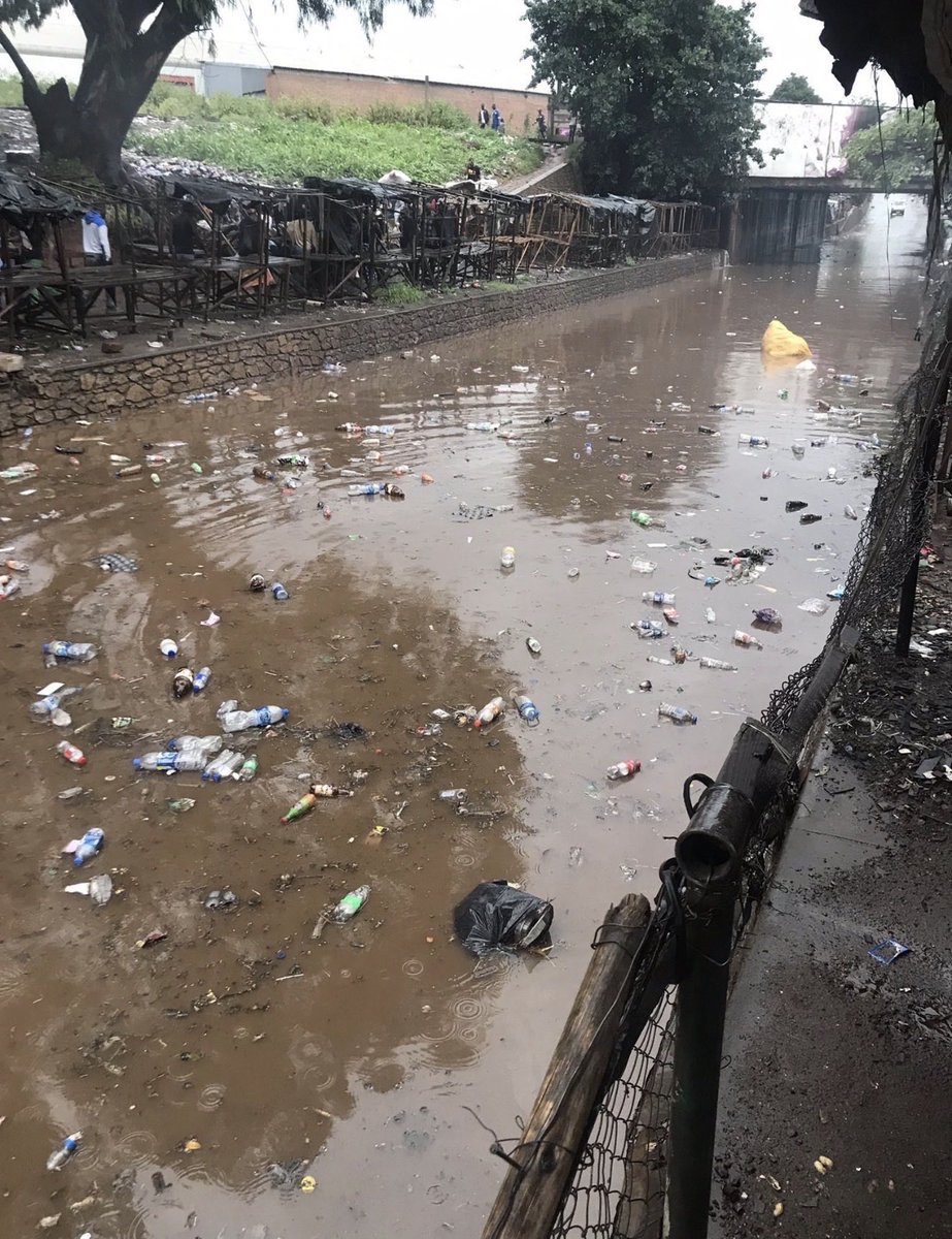 advocatemahere's tweet photo. 🔸They loot all the money that should go towards maintaining our infrastructure, leave us in a dump, then hop onto a private jet to Joburg to shop because they can’t bear the Zimbabwe that their broken leadership has created. 

Pedzezvo, they say phone us and tell us what’s broken. This country is leaderless.

It’s a mess.

We need new leaders.🇿🇼