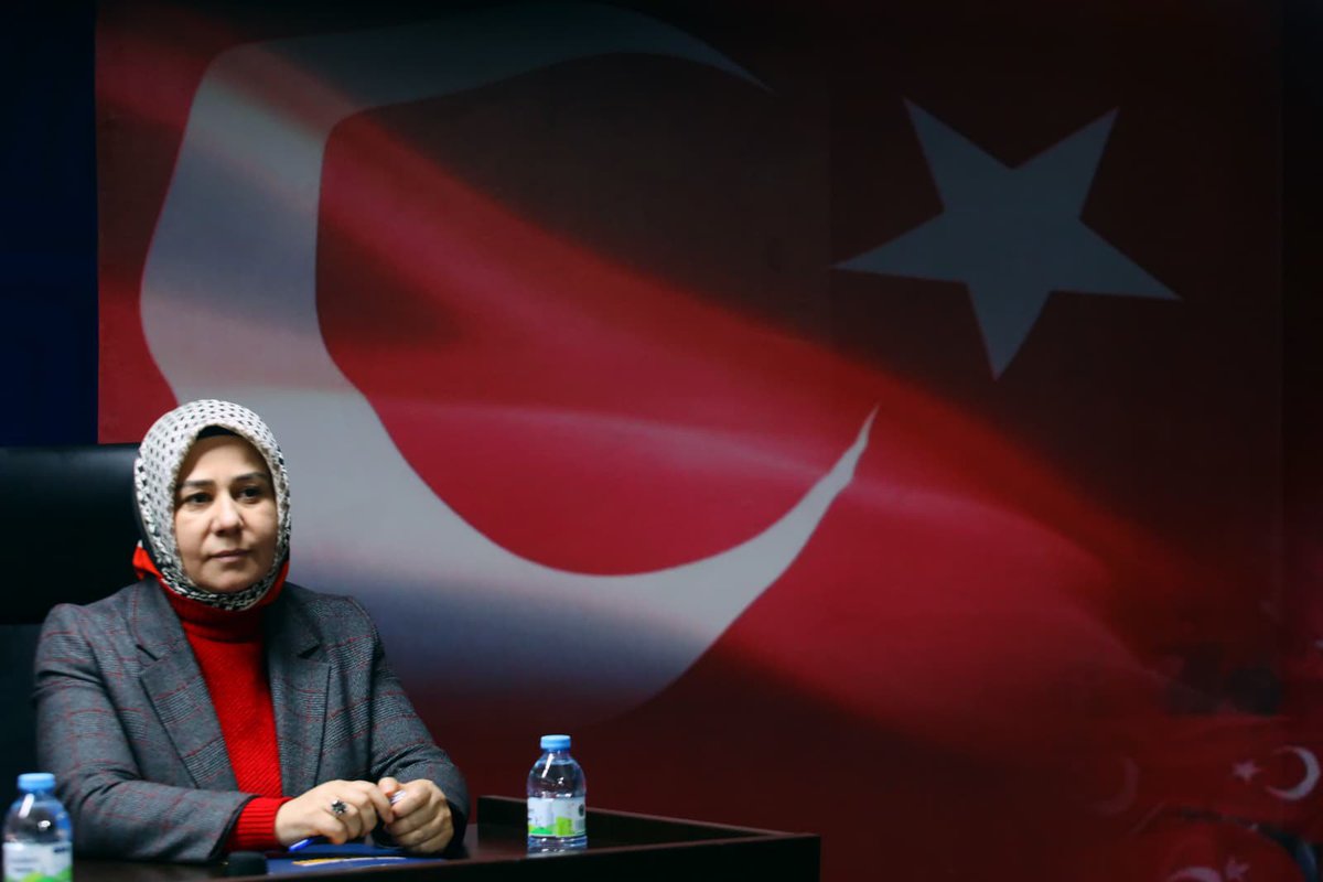 akkadinKayseri's tweet photo. 📍 Daraltılmış İl Danışma Meclisi Toplantımızı; milletvekillerimiz, belediye başkanlarımız ve teşkilat mensuplarımızın katılımıyla, birlik ve beraberlik içinde gerçekleştirdik.
Şehrimiz için durmadan çalışmaya devam ediyoruz. https://t.co/gymNvJE1NE