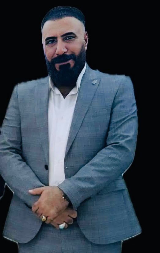 استنادا الى الصلاحيات المخولة لنا وبعد المتابعة والتثبت تقرر توجيه عقوبة
(الطرد) للمدعو (علي عبد الحسين بناي إسماعيل الشمري) المنسوب الى (الفوج الثاني / السرية الخامسة)
استنادا الى نص المادة (الرابعة) البند (الأول) الفقرة (١٤) من ق.ع.ع المعدل رقم (٤) لسنة ٢٠٢١.