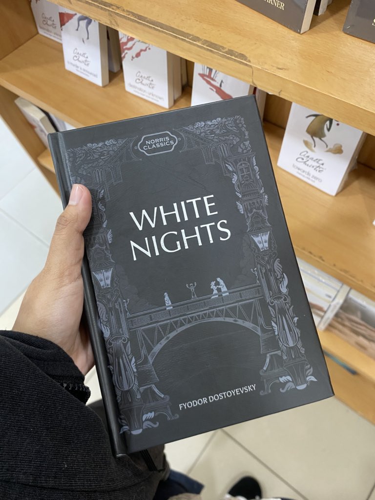 li 📚🧚🏻‍♀️ (@trililiwww) on Twitter photo 