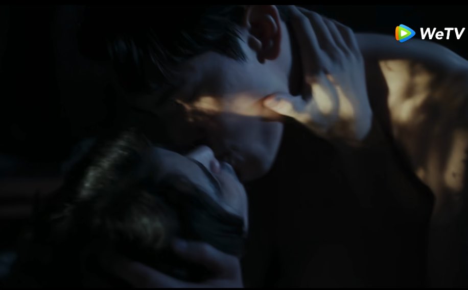 janeiizm's tweet image. ถามเป็นความรู้นะคะ ไกรเลิศกับณรันนั่งกกนอนซบเอนกันในสภาพกึ่งเปลือยทั้งคู่เหมือนคนเพิ่งเสร็จกิจกรรมบางอย่าง แต่ก็ยังเริ่มยกใหม่อีกหรอ คำถามคือ วันๆ นึงผัวเมียคู่นี้ทำอะไรกันและทำกี่รอบ ฮือ