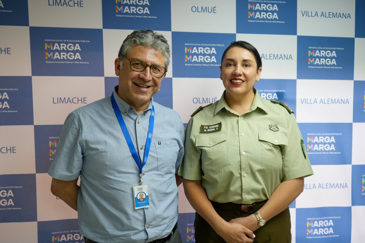 edu_margamarga's tweet photo. Hoy recibimos en nuestra oficina central a la Teniente Coronel Marta Seguel, Subprefecto de los Servicios de la Prefectura de Carabineros de Marga Marga, para una importante reunión de coordinación en materia de seguridad 🚔🤝🏻

#NuevaEducaciónPública #SomosSlepMargaMarga https://t.co/TtQqgT5Ee6