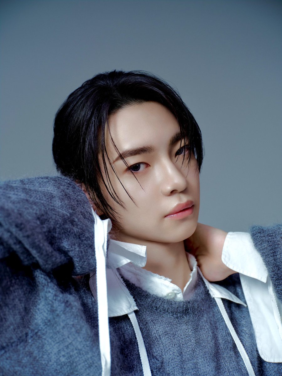 letskyomen's tweet image. 260120 #颯太 #SOTA 

🐈‍⬛ 이번 메이크업 너무 연하지
🐈‍⬛ 나는 화장한 얼굴 좋아하는데 어때?
🐈‍⬛ 왜냐하면 거의 쌩얼이야 저거
🐈‍⬛ 메이크업 잘 받는 타입이라 약간 자신없어 ㅋㅋ

⬇️거의 쌩얼의 얼굴🤗