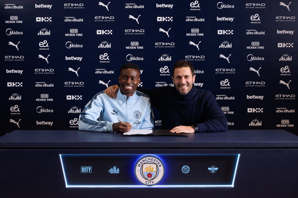 🚨🏴󠁧󠁢󠁥󠁮󠁧󠁿OFFICIAL: Marc Guehi resmi bergabung dengan #ManCity dari Crystal Palace. Biaya transfer sebesar £20M dan kontrak 5½ tahun sampai dengan Juni 2031!✅️

Welcomeeee Guehi, semoga cepet nyetel dan bisa menyelamatkan kita dari badai cedera inii😭