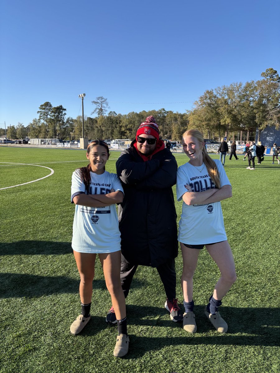 Emmie Calderon tweet media