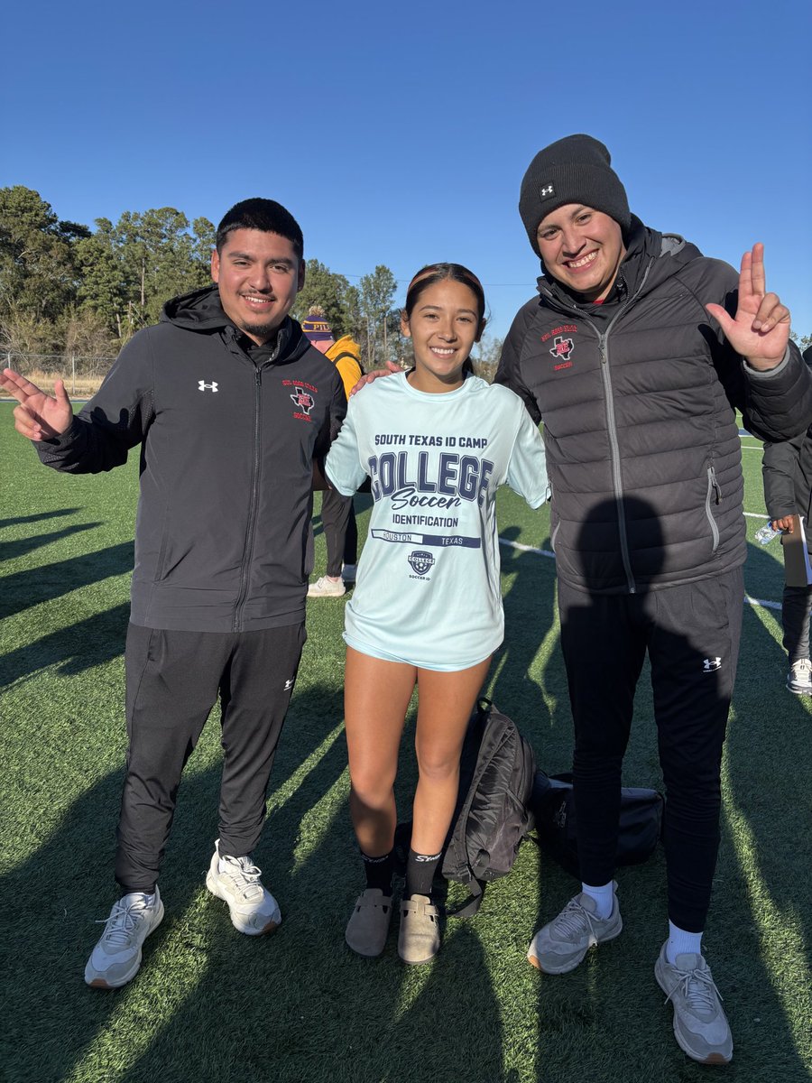 Emmie Calderon tweet media