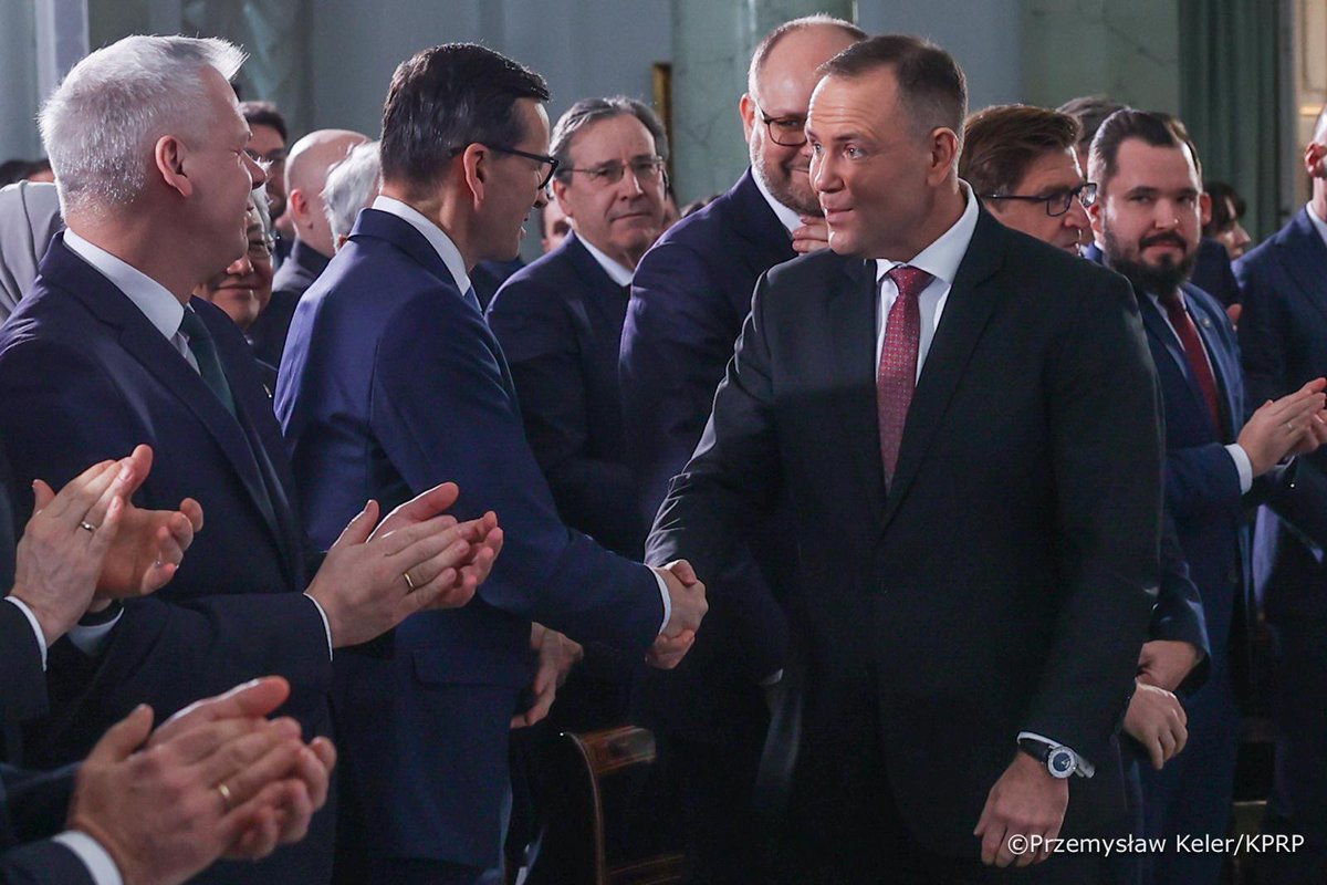 Prezydent <a href="/NawrockiKn/">Karol Nawrocki</a> jasno pokazuje: silne państwo zaczyna się od silnej gospodarki i prywatnych firm. Polski sukces po 1989 roku to dzieło przedsiębiorców - dziś naszym wspólnym zadaniem jest ten dorobek chronić i rozwijać.