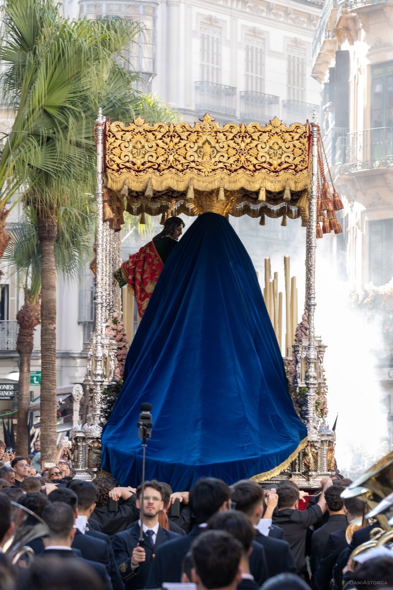 Monte Calvario | Viernes Santo 2025.

<a href="/MonteCalvario/">Hdad. Monte Calvario</a> #CofradíasMLG 🧵(1/2)