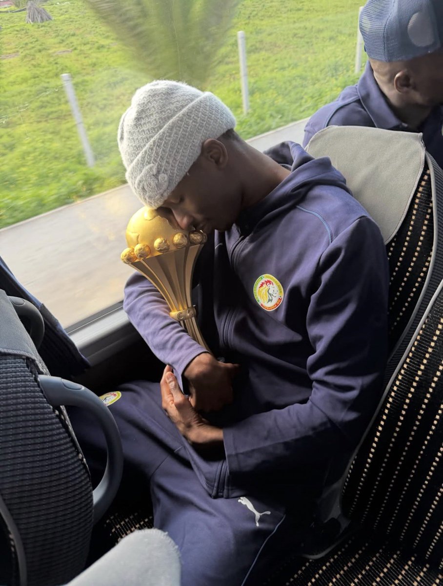 papematarsarr15's tweet image. 🥰