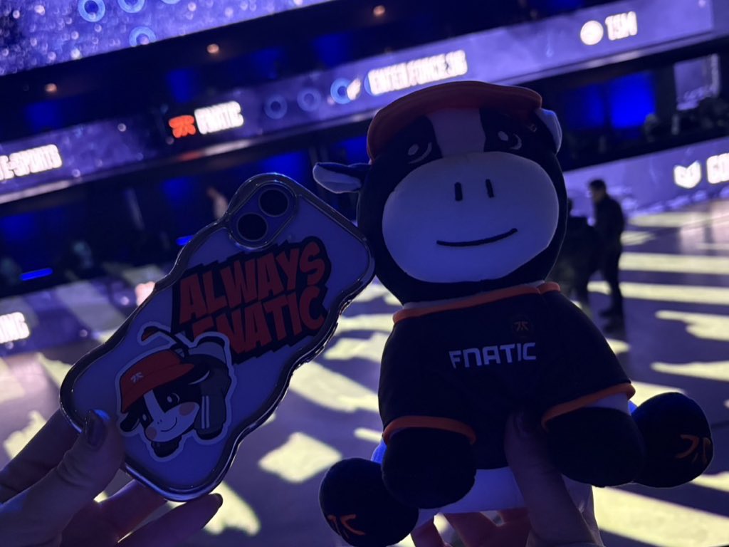 こるく tweet media