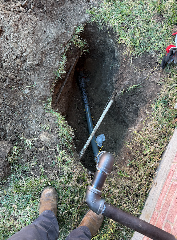 JPSTexas's tweet image. Gas shut off at a home in Plano due to supply line leaks.

Located the issues, repaired the line, passed city inspection, and got gas turned back on.

#GasLineRepair #PlanoTX