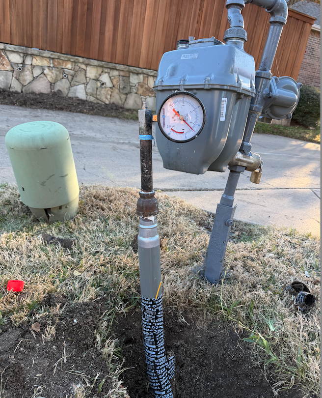 JPSTexas's tweet image. Gas shut off at a home in Plano due to supply line leaks.

Located the issues, repaired the line, passed city inspection, and got gas turned back on.

#GasLineRepair #PlanoTX