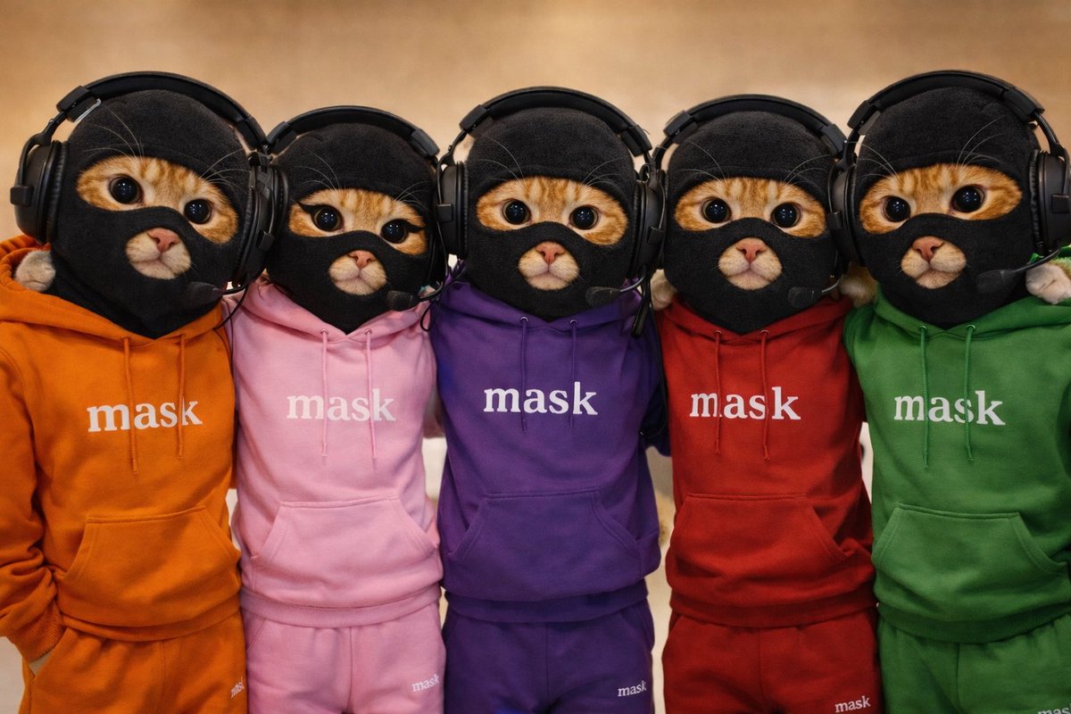 Summary of crypto watching over the weekend: ➡️ People bundle and launch  coins on @BagsApp. ➡️ KOLs and “builders” claim the fees, while  simultaneously refusing the help support the projects. ➡️ KOLs, “