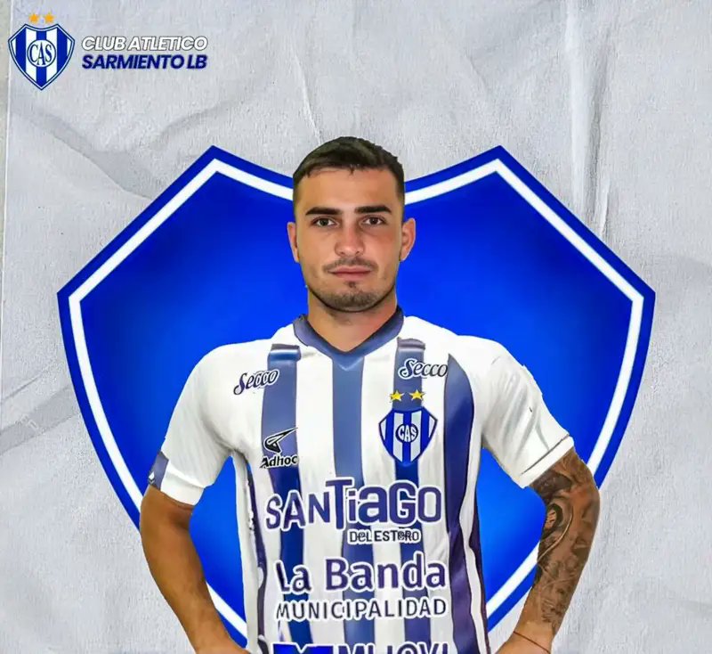 Hoy en el aire de "Somos nosotros" (a las 9 por NacPop 88.1 📻). Contamos que Cañuelas está muy cerca de tener otro delantero: están muy avanzadas las negociaciones con Javier "El Comandante" Arias, de último paso por Sarmiento de La Banda (Santiago del Estero).

🟥⬜🟥⬜🟥⬜