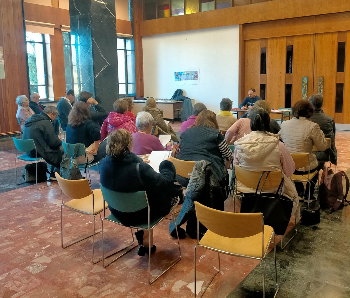 cadiocva's tweet photo. 💌 #MientrasHayaPersonasHayEsperanza @cadiocva entra en la fase final del proceso #MirandoDesdeElMundoRural. Tras tres años de trabajo, las #CáritasRurales avanzan hacia la etapa de #Actuar. #CáritasParroquiales
👉🏻 Conoce más en https://t.co/eAgBWRh1ZP https://t.co/I23JOTPwZD