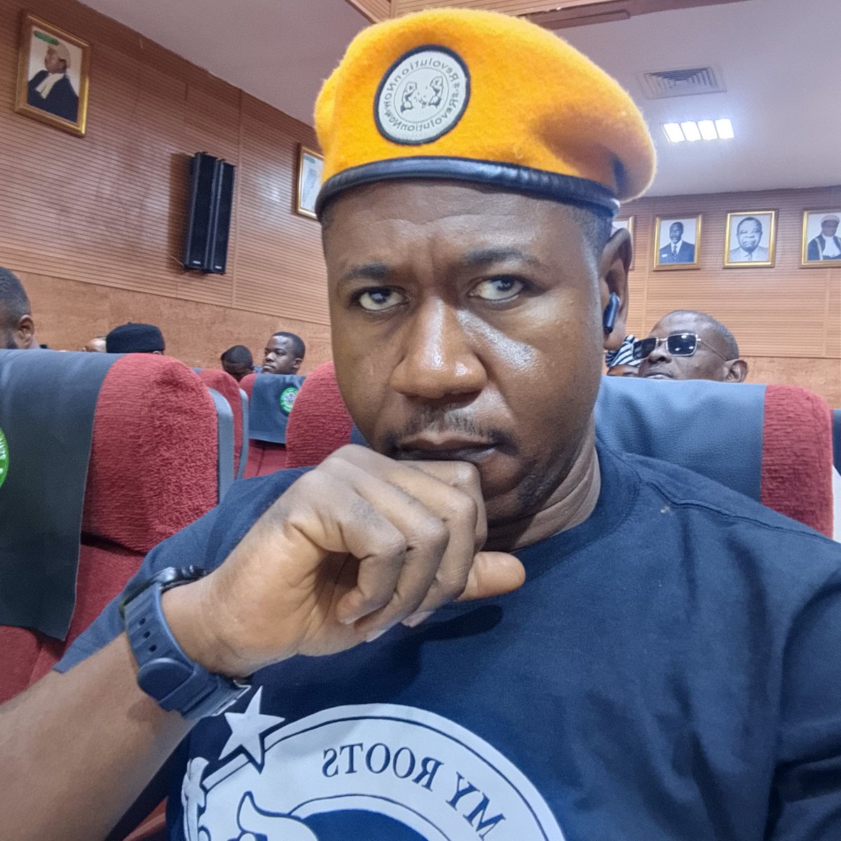 strongrex7's tweet image. We were at the Federal High court Abuja today, in solidarity with the masses ' President. 3 different lawsuits, yet it is the State that trembles, while Sowore triumphs.
Hasta La Victoria Siempre!
#RevolutionNow