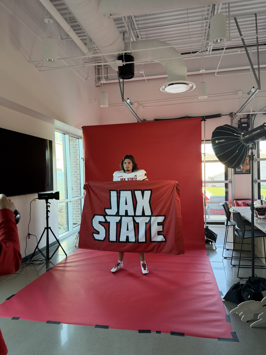 Jack Carson-Wentz tweet media