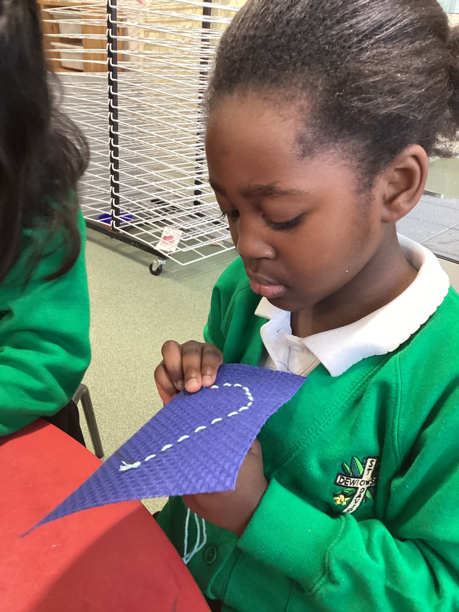 StDavidsCiWPrm's tweet photo. Dosbarth Rhymney have been exploring different activities Victorian schools and one children would learn in school. Today we have been learning to see π§΅ πͺ‘ #stdavidsciwrhymney #stdavidsciwexpressive #stdavidsciwambitiouscapable https://t.co/W3LB74GOsh