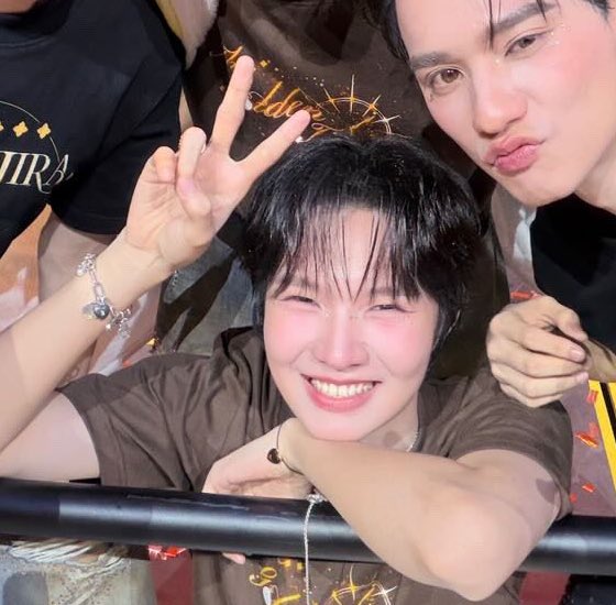 great_tofuu's tweet image. ยัยนิแต่งตัวน่ารักจัง แก้มชมพูน่าจุ้บ