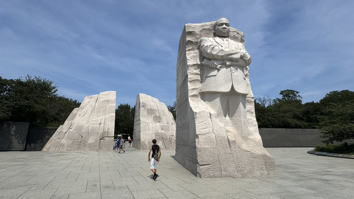 MarkStitz's tweet image. HAPPY MLK DAY! Sorry it’s not a little warmer for those going to outdoor ceremonies or volunteering. Bundle up! 🧤🧣
It was humid and in the upper 80s when I took this picture a few months ago. I wish we could use some of that heat now!