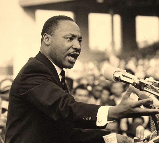 bethbernsteinsc's tweet photo. Today we celebrate MLK Day, a time to reflect on the words of Dr. King: "Our lives begin to end the day we become silent about things that matter. Silence is the enemy of justice." 🌟  Let's not stay silent! Join the conversation. 💙#MLKDay  #SpeakUp #SpreadLight #Justice https://t.co/q8HwZlhLgH