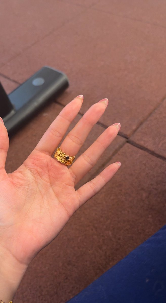 421NL's tweet image. للحيني بوزن البار مازدت وزن وايدي تتدلع؟💔