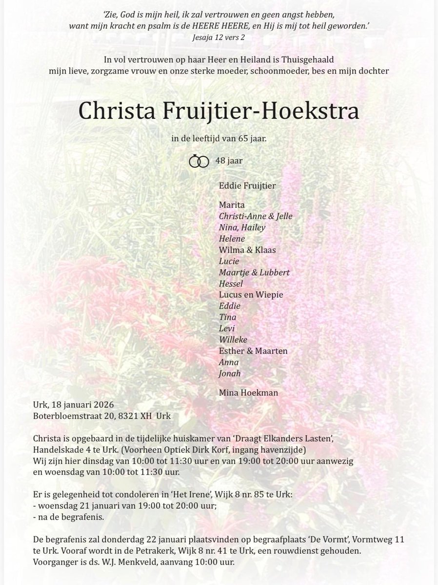 Christina🐦 tweet media