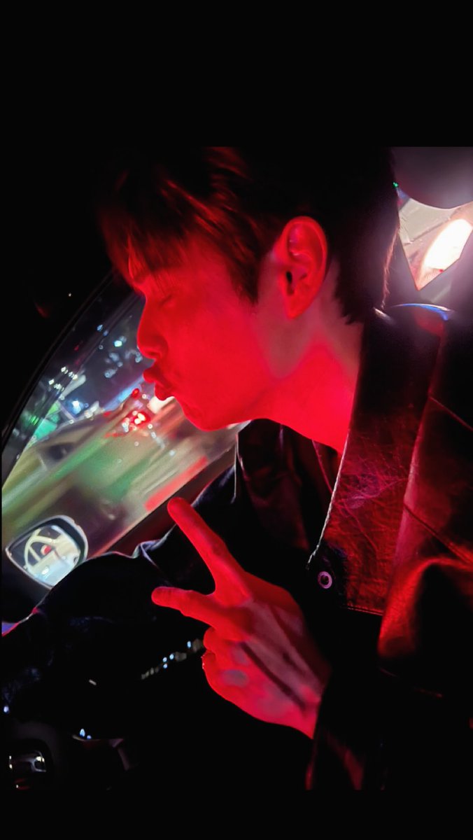 dombaby4angle's tweet image. Seee Guyss I told you...Poon is going home with his OWN PERSONAL DRIVER!! 😌💅🤸‍♀️

MRS PRESS TOUR

#MyRomanceScammerLIVE
#OhmPoon #โอห์มปูน