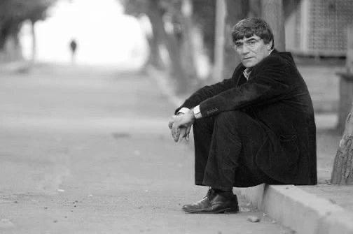 The_Chelebi's tweet photo. beyaz bereli piçlere inat kardeşimsin Hrant
#Hrant https://t.co/eNCiDVq91Y