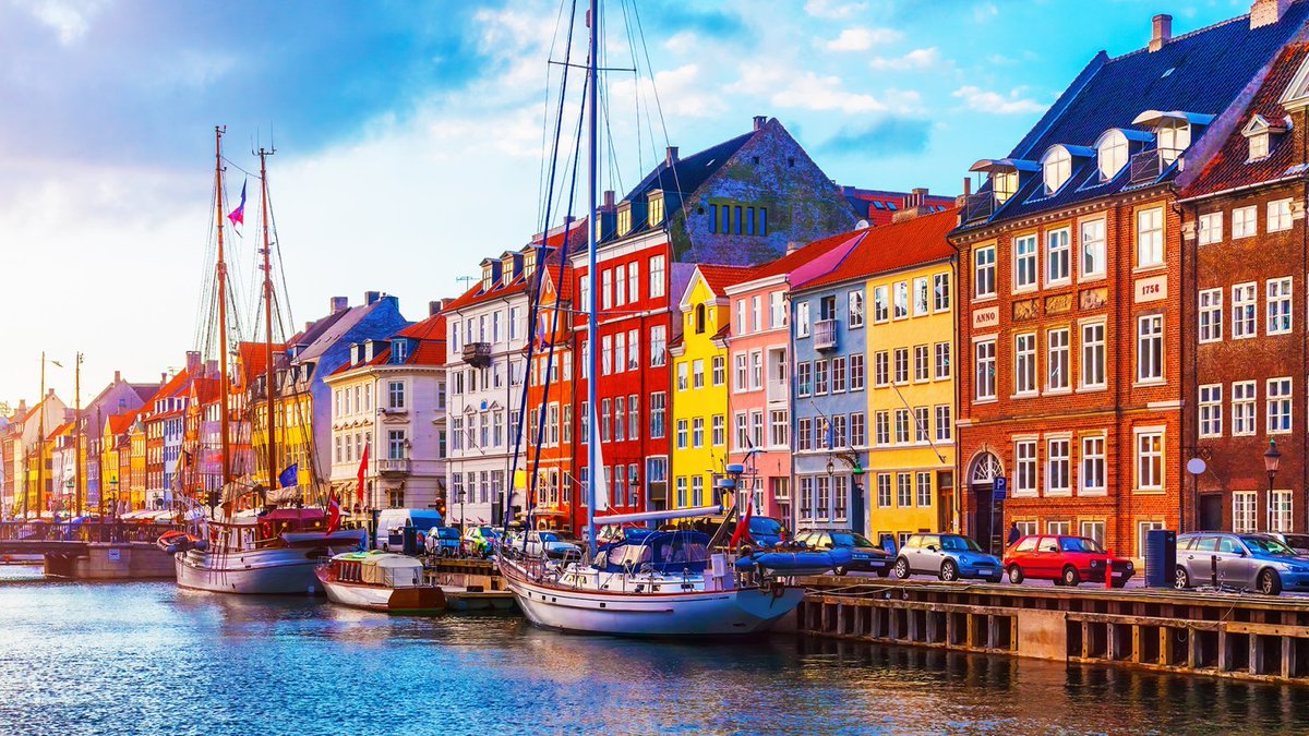 GDevSpace's tweet photo. Copenhagen - Fifth destination😃
Where to go 📷
1-Canal Tour
2-King's Garden
3-Rosenborg Castle
4-City Tour
#copenhagen #travel #adventure #wonderfulplace #denmark #trip #seyahat #macera #gezilecekyerler #kopenhag #danimarka #wheretogo #wonderful #eiffeltower #share #support https://t.co/dXLh7LhTkf
