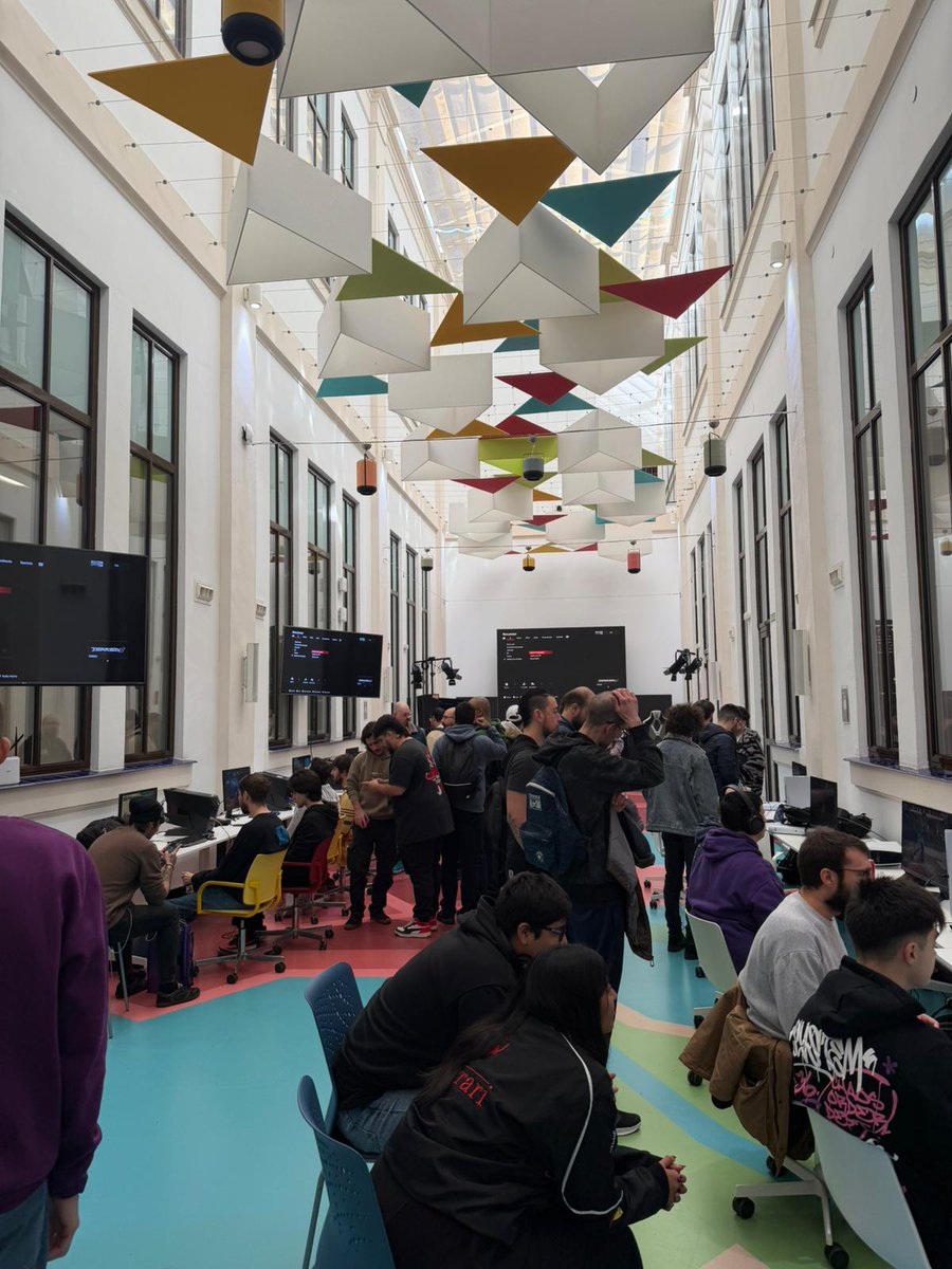 Fotitos del evento de Tekken 8 y 2xko de este pasado 17 de enero en el <a href="/PoloDigitalMLG/">Polo Nacional de Contenidos Digitales</a> 

<a href="/BandaiNamcoES/">Bandai Namco España</a> y <a href="/2XKOes/">2XKOes</a>