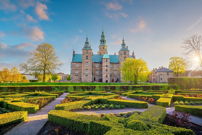 GDevSpace's tweet photo. Copenhagen - Fifth destination😃
Where to go 📷
1-Canal Tour
2-King's Garden
3-Rosenborg Castle
4-City Tour
#copenhagen #travel #adventure #wonderfulplace #denmark #trip #seyahat #macera #gezilecekyerler #kopenhag #danimarka #wheretogo #wonderful #eiffeltower #share #support https://t.co/dXLh7LhTkf