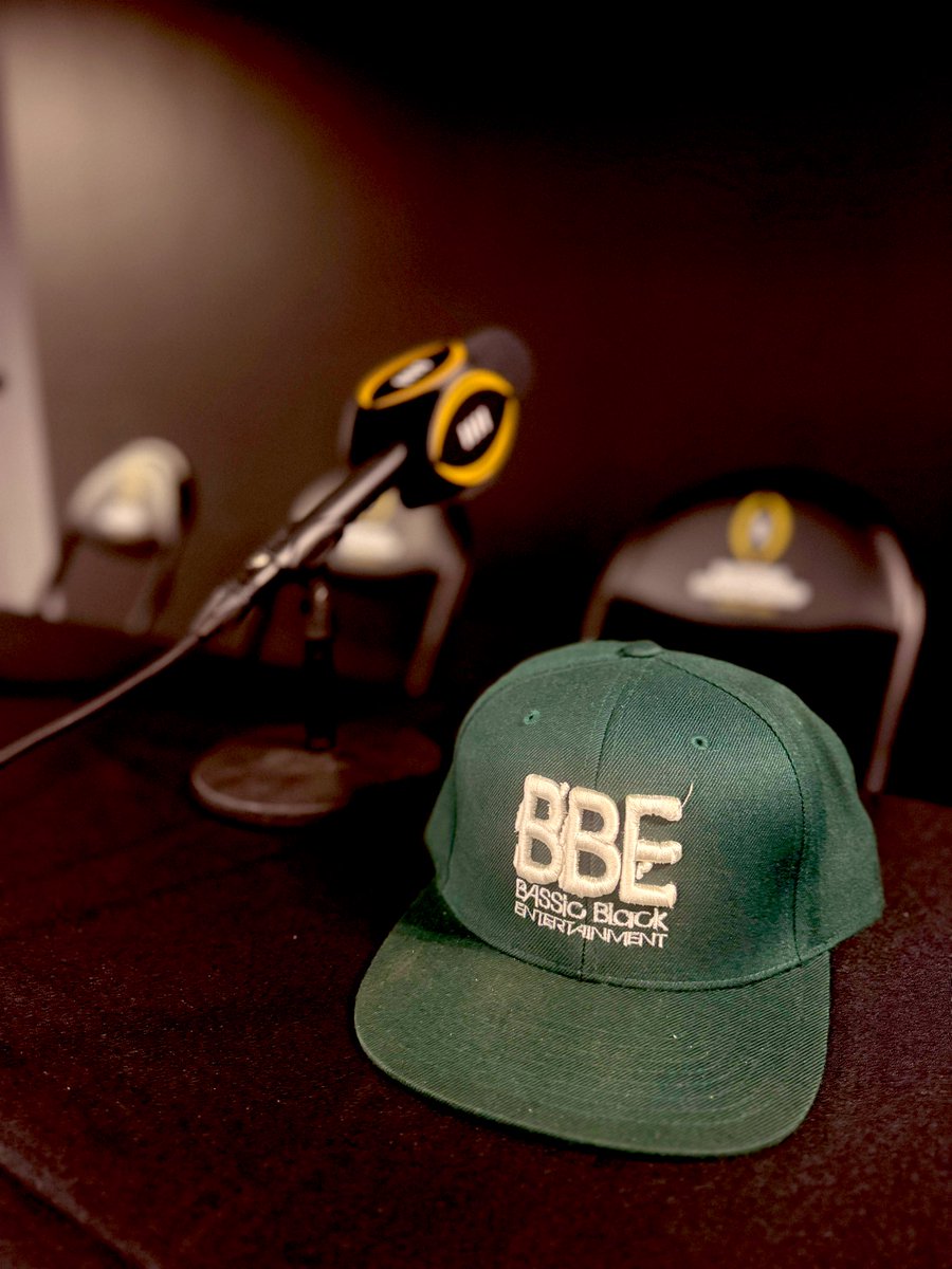 adamblackstone's tweet image. TONIGHT we crown a #champion  @CFBPlayoff !!!

But before the game check out the vocal magic of #JamalRoberts ! We got something special for yaw with this years ANTHEM! 

#BBE #CFBPlayoff