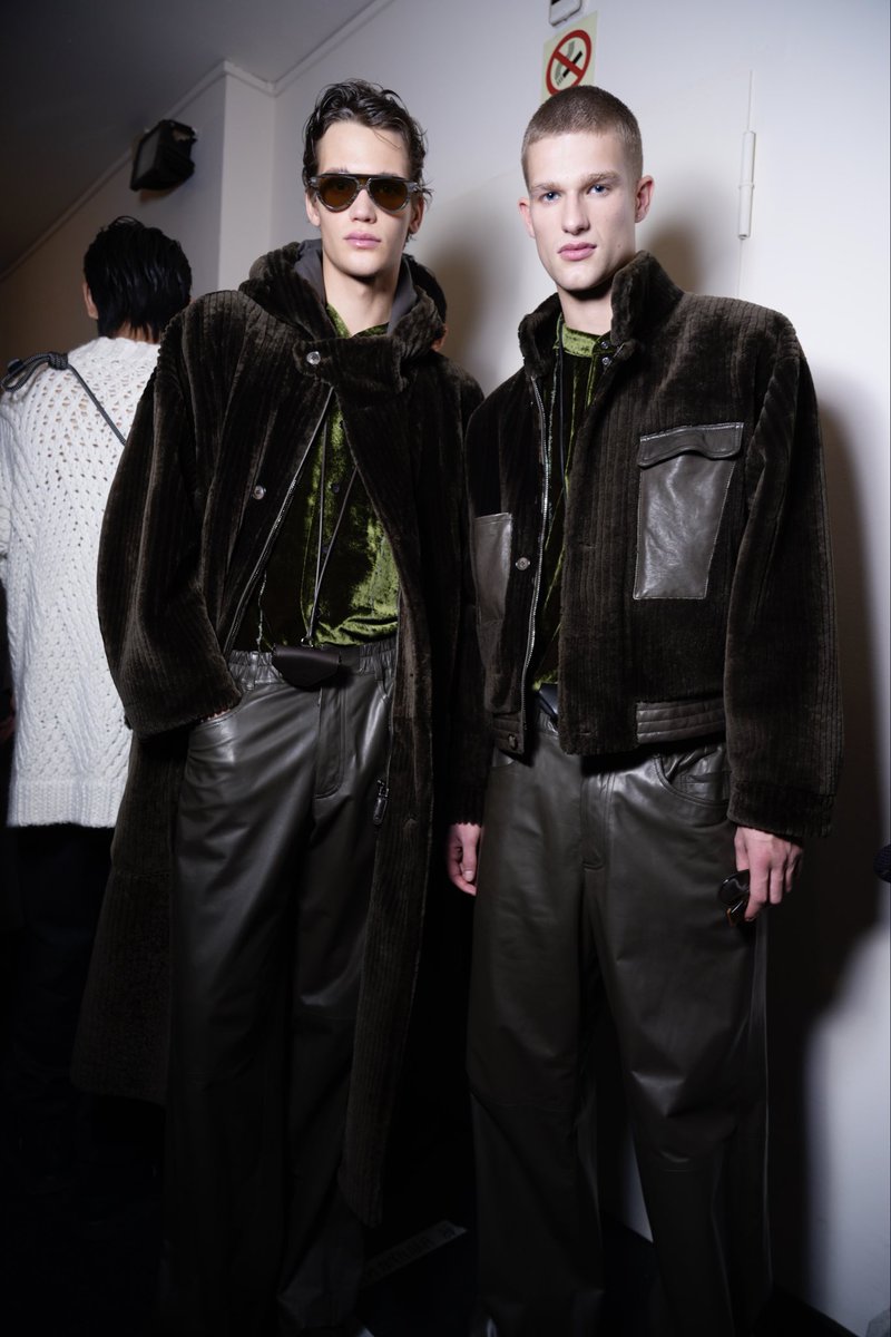 Milano Fashion Week tweet media