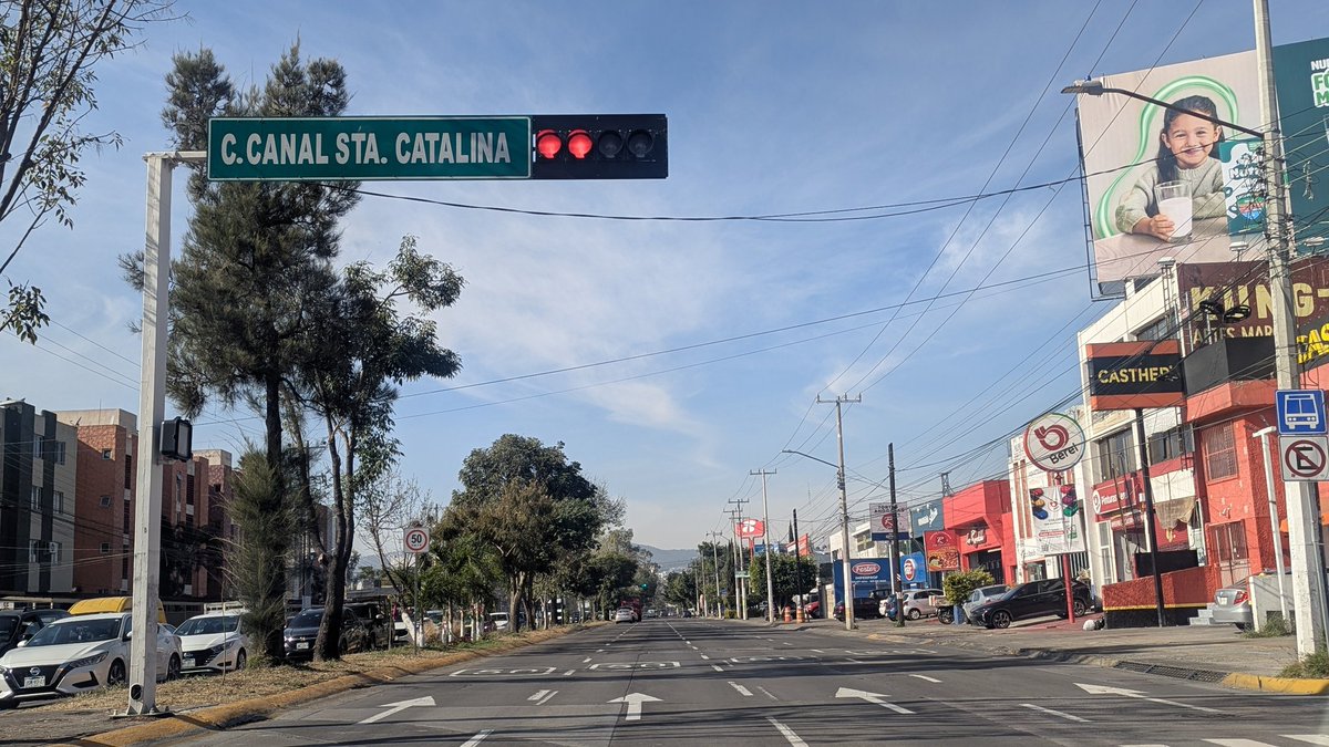 Te detienes en este semáforo de Mariano Otero mientras Copérnico está en verde y sales solo a detenerte en Copérnico. Por eso en la tarde el tráfico llega hasta Amado Nervo.

<a href="/Trafico_ZMG/">TráficoZMGuadalajara</a>
Ayuda <a href="/AgenciaAMIM/">AMIM</a>