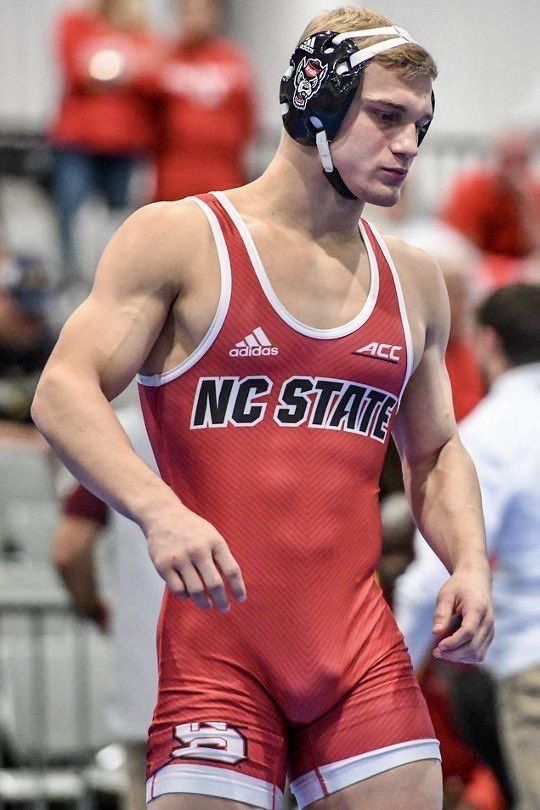 PolyShort's tweet image. 