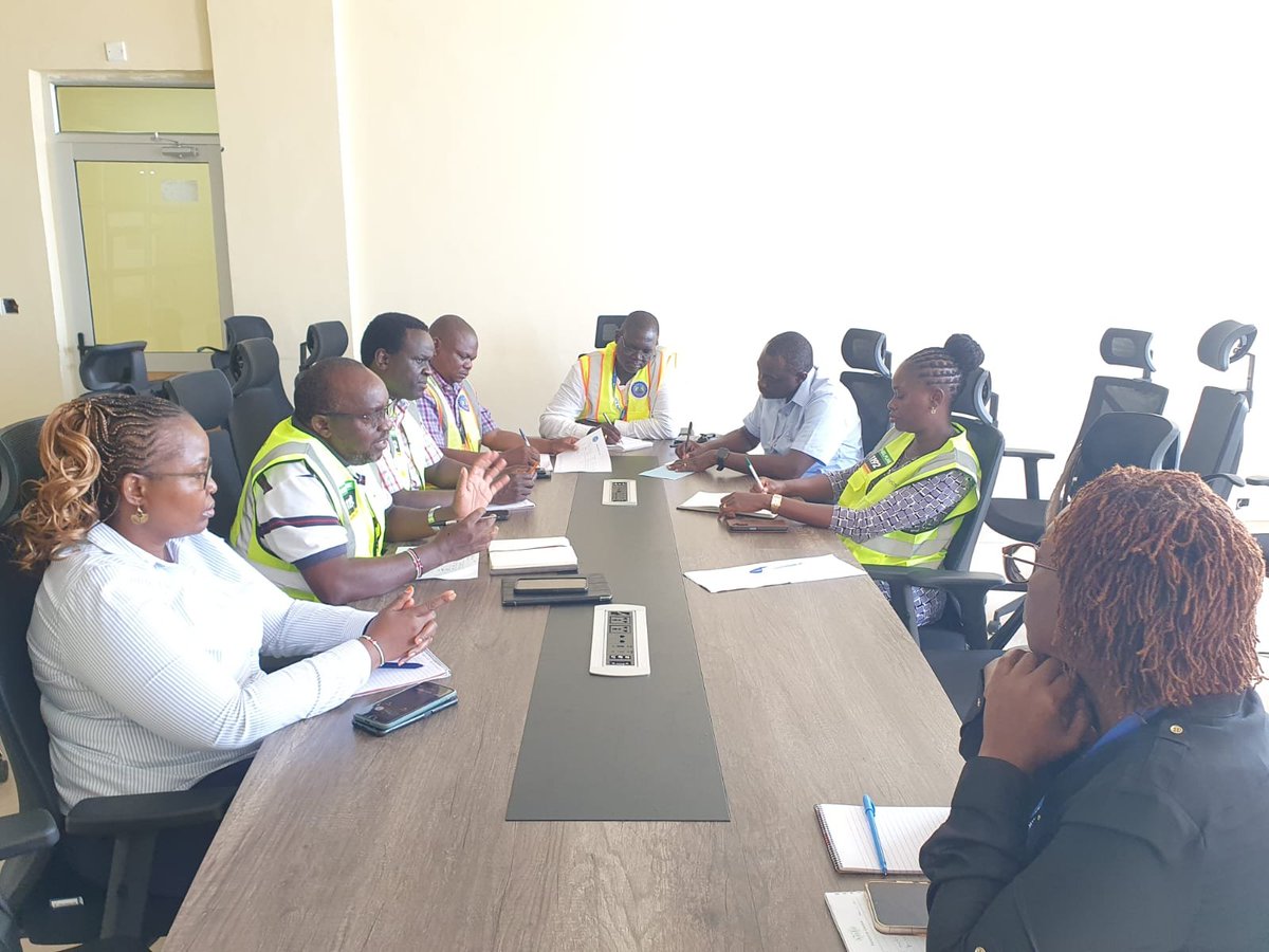At the frontlines of trade &amp; security. 🚢

Our Lamu County team, with Standards &amp; Licensing and <a href="/KenTrade_G2B/">KenTrade</a> visited Lamu Port today for stakeholder sensitization on the Trade Facilitation Platform.

Preparing for future engagement to secure our borders.