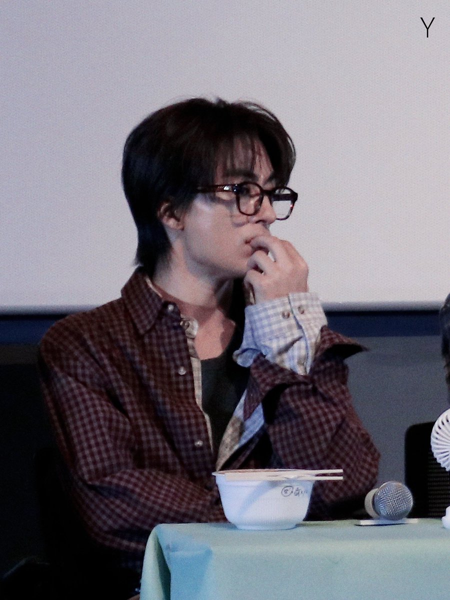 260119 만약에우리 GV 

완전히 은호다...( ´͈ ᵕ `͈ )◞♡

#구교환 #만약에우리