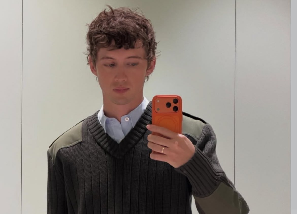 Troye Sivan Updates tweet media