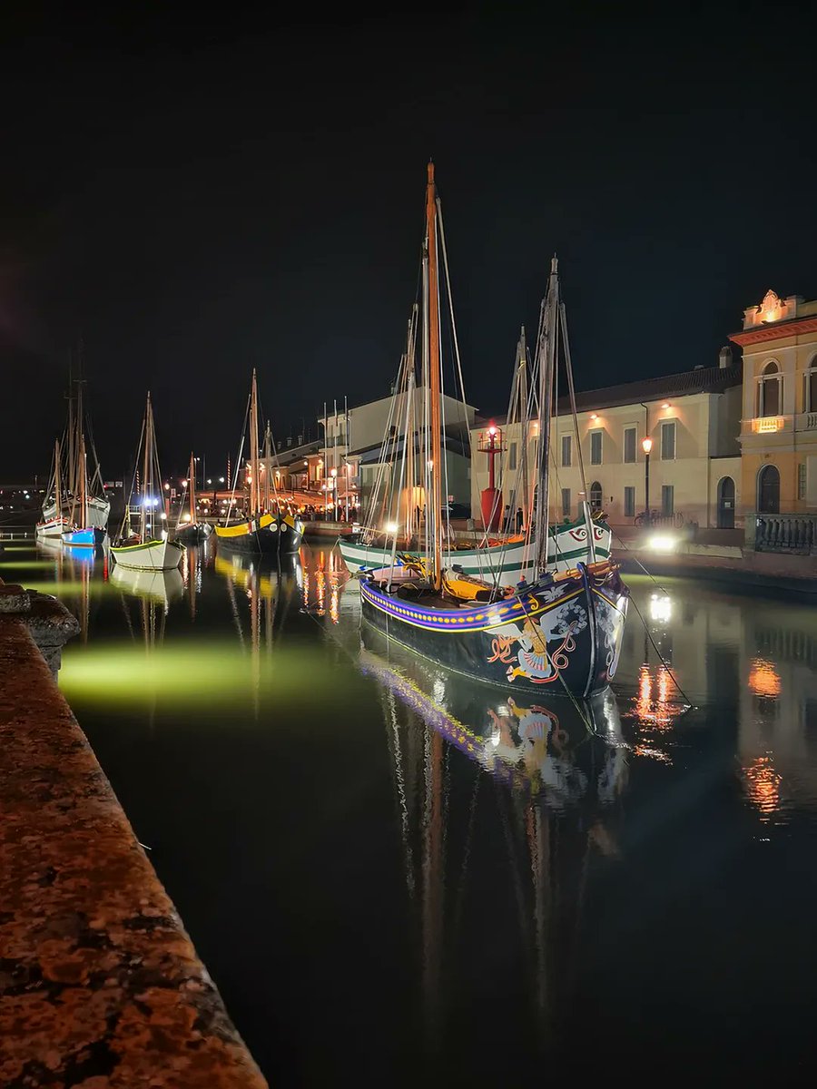 ERTourism's tweet image. The Canal Harbour of Cesenatico is not just a place, it is a living masterpiece ⛵️

Ph. romy_corrao
#inEmiliaRomagna #VisitRomagna #VisitCesenatico