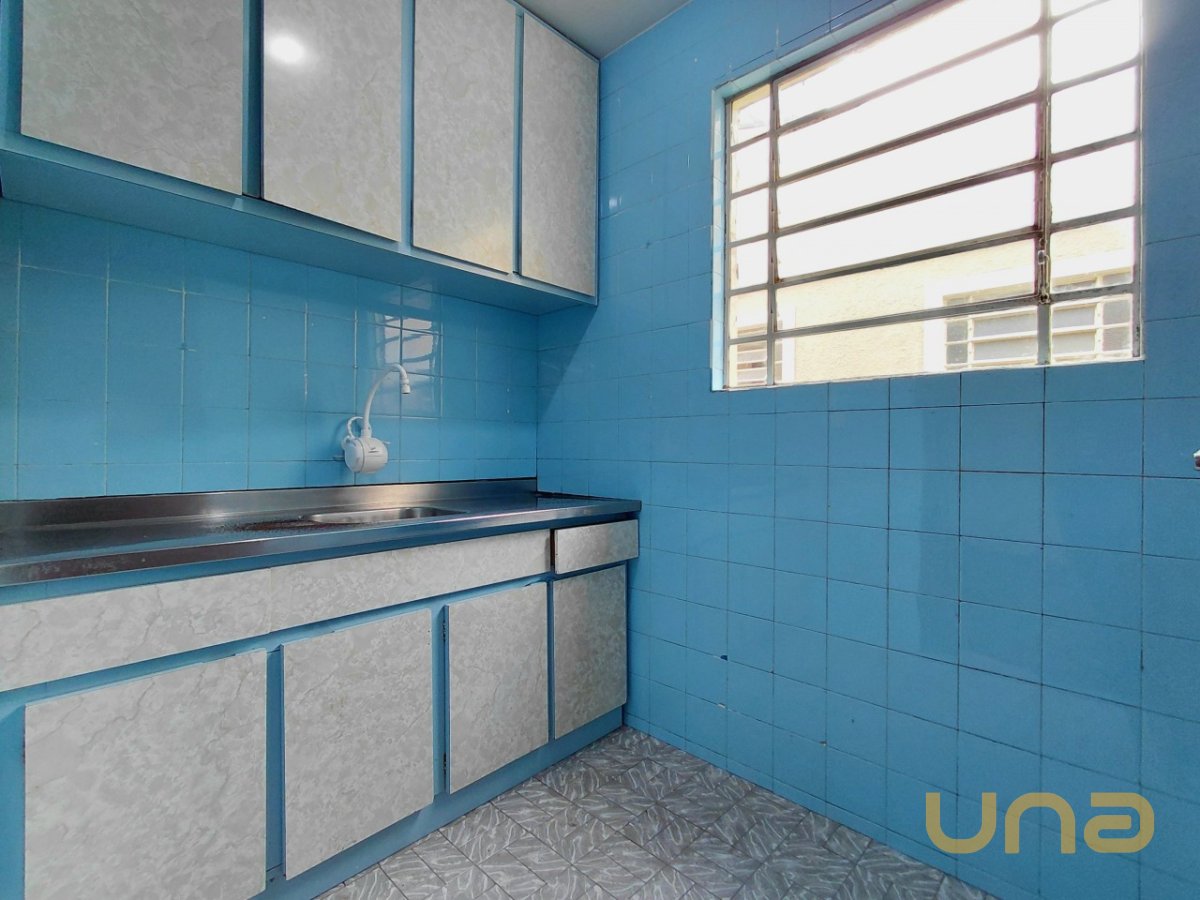 asnitix's tweet photo. Estou procurando casa pra alugar e o bom gosto das pessoas sempre me surpreende https://t.co/8UeDb5Ky0Q