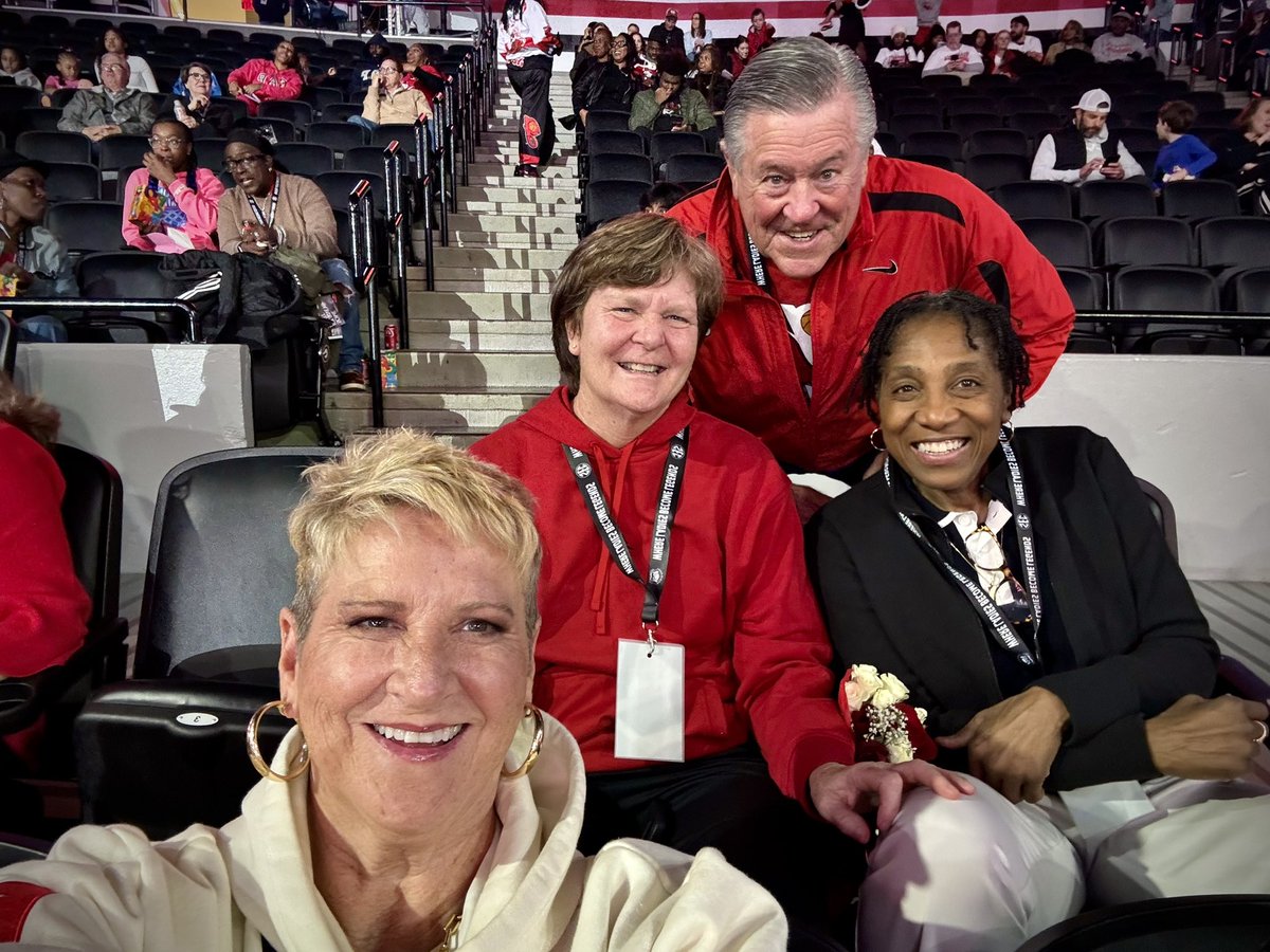 Coach Susie Gardner tweet media