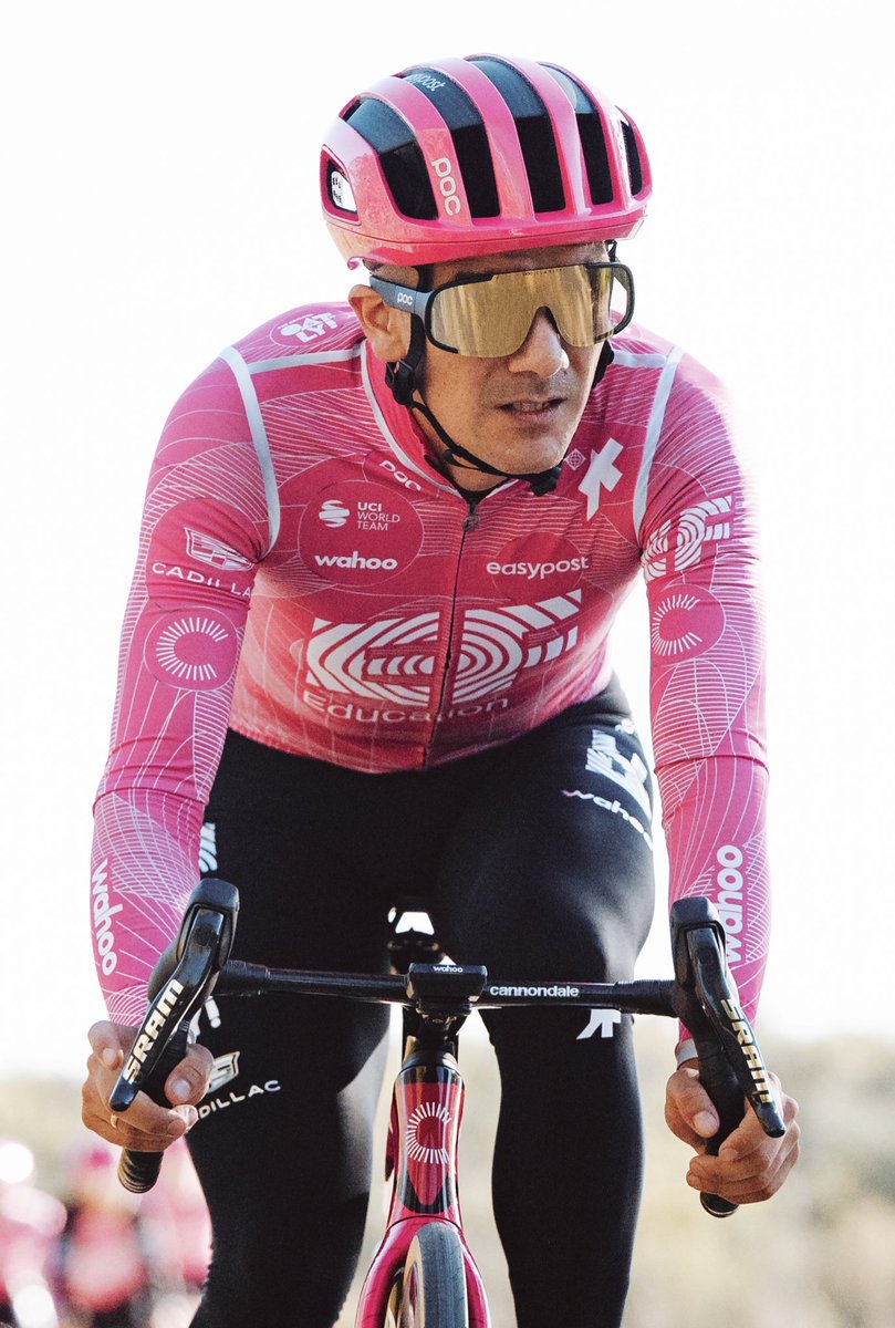 Richard Carapaz M tweet media