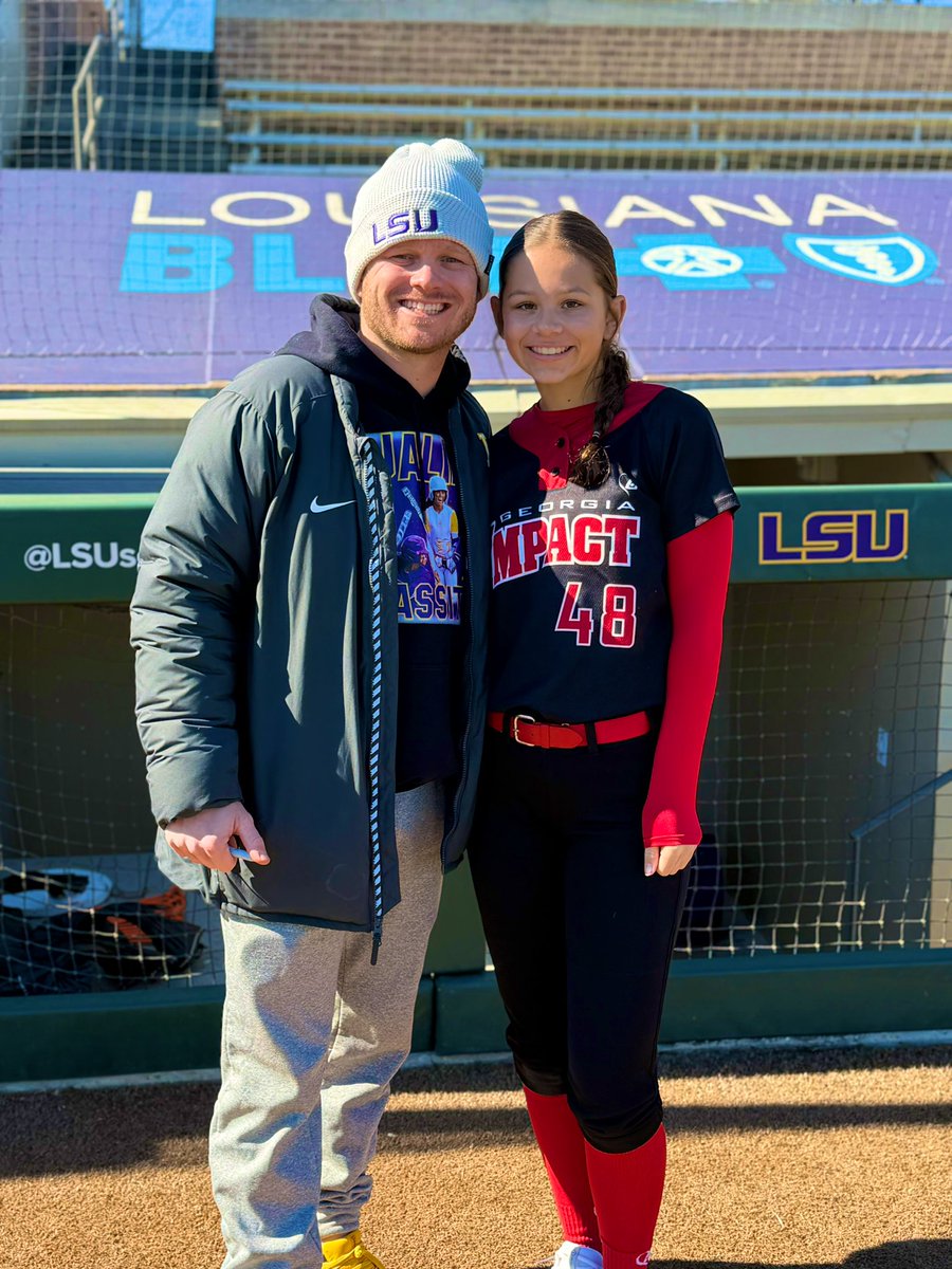 EllaRackley48's tweet photo. Had a BLAST at LSU’s all skills camp!! Thank you to all of the coaches and current players for making this experience the best!!Felt great to be back on campus!! Until next time… Geaux Tigers!🐅🐅 https://t.co/Yj3K1Hbzpr